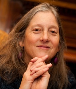 AF Annie Finch headshot with hands by Helen Peppe close_57 kb 2